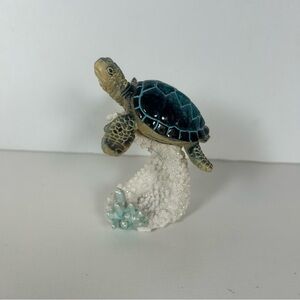Blue Sea Turtle Swimming on Waves Statue Sea Life Figurine Room Decor 5"H